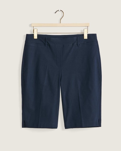 Savvy Solid Bermuda - In Every Story