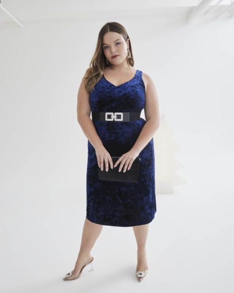 Solid Sleeveless Velvet Dress - Addition Elle