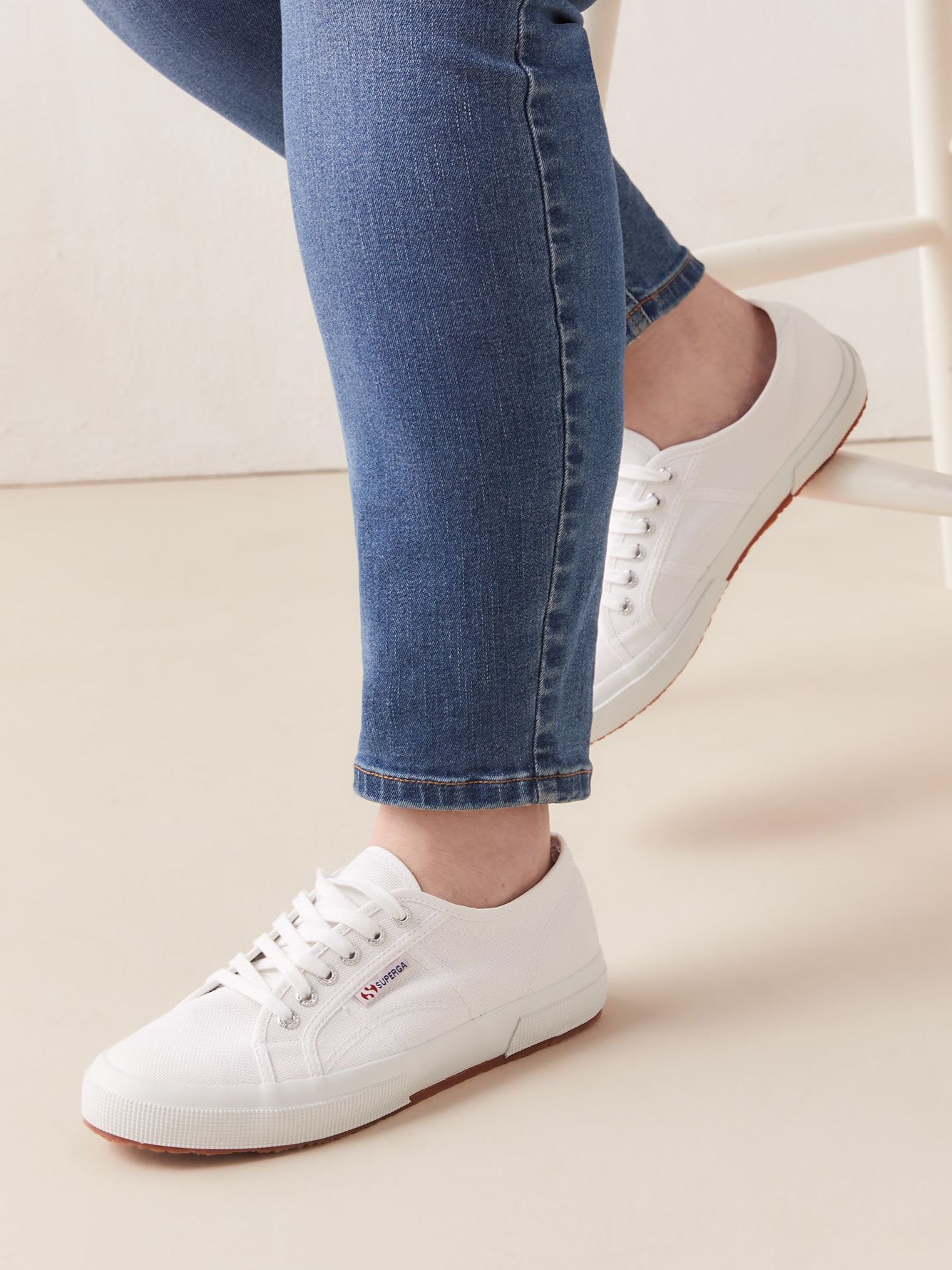 Taille superga 2025