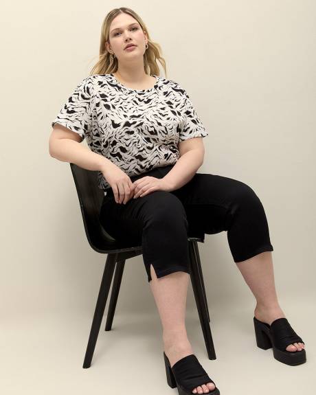 Boyfriend-Fit Short-Sleeve Crewneck T-Shirt - PENN. Essentials