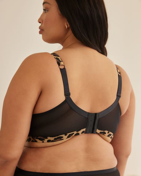 Sexy Plunge Unlined Bra with All-Over Cheetah Print - Déesse Collection