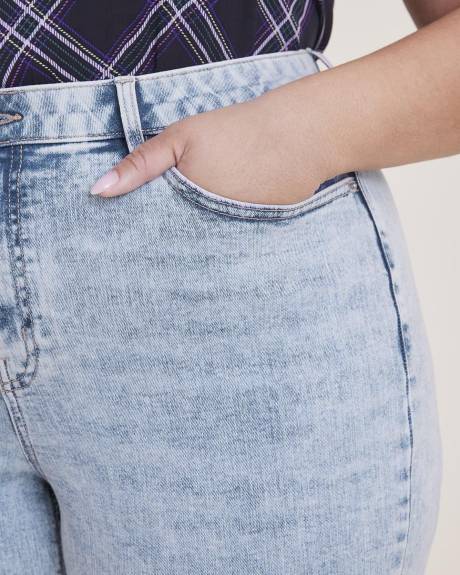 Jean à jambe évasée et taille haute, coupe galbée, délavé à l'acide, tissu responsable - d/C Jeans