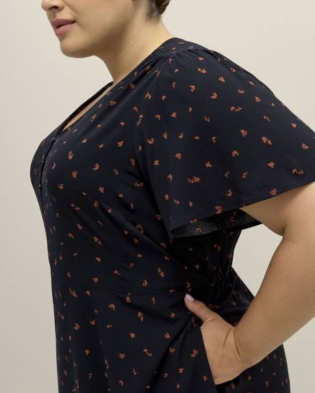 Responsible, Printed High-Low Midi Dress with Flutter Sleeves