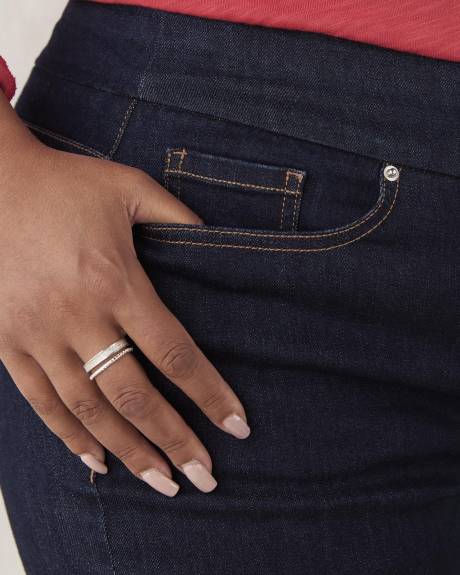 Petite, jeans à jambe droite coupe ingénieuse - d/c JEANS