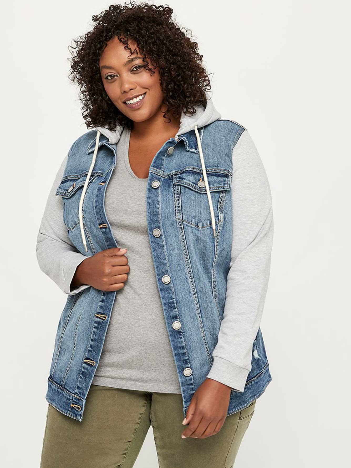 Veste en denim avec capuchon et manches longues en ...