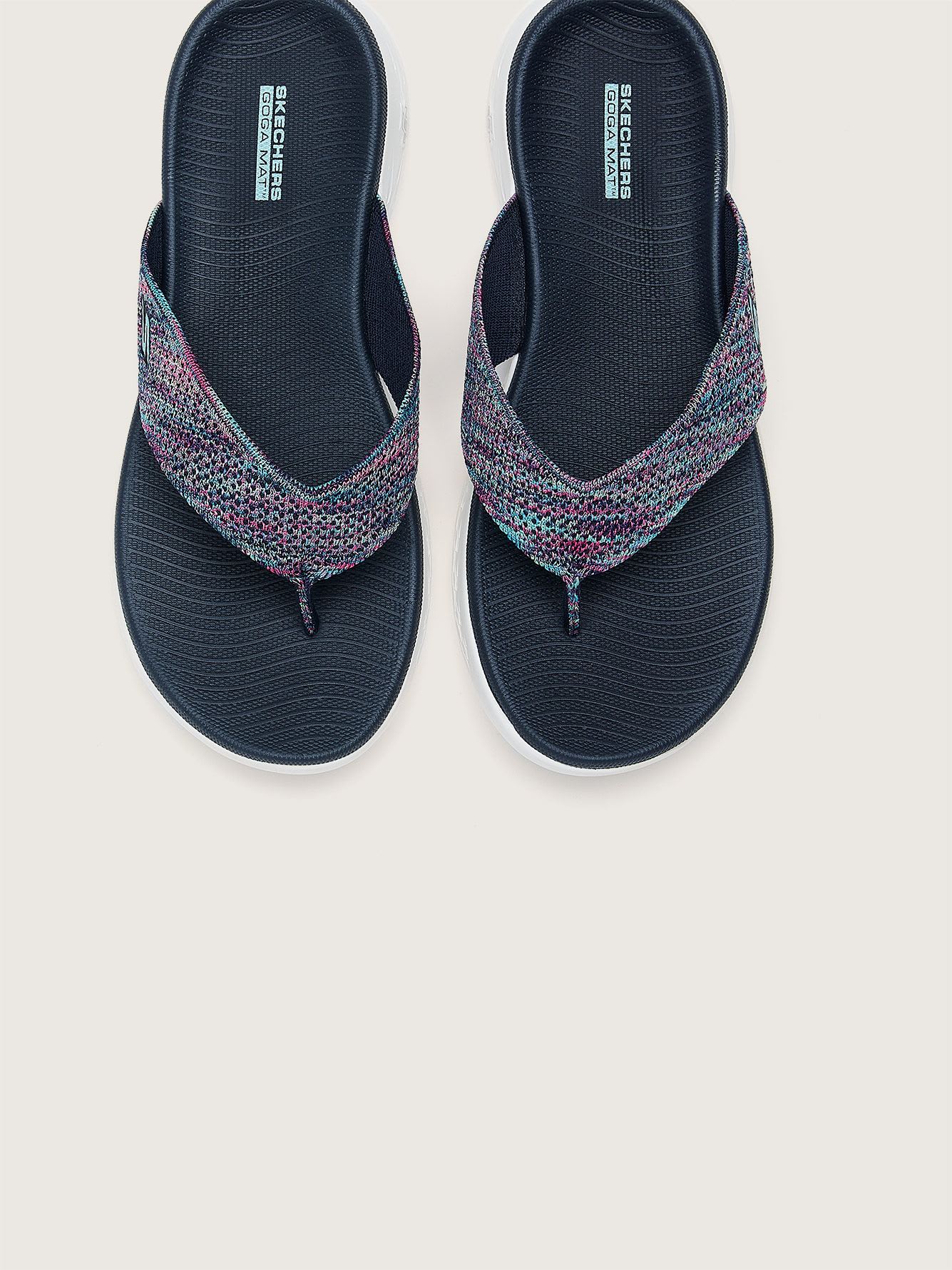 Skechers wide online width flip flops