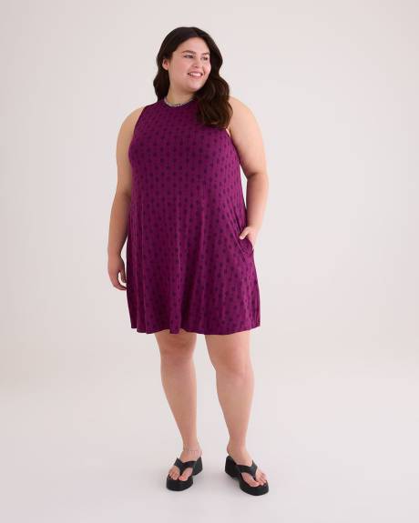 Responsible, Sleeveless Swing Dress with Pockets
