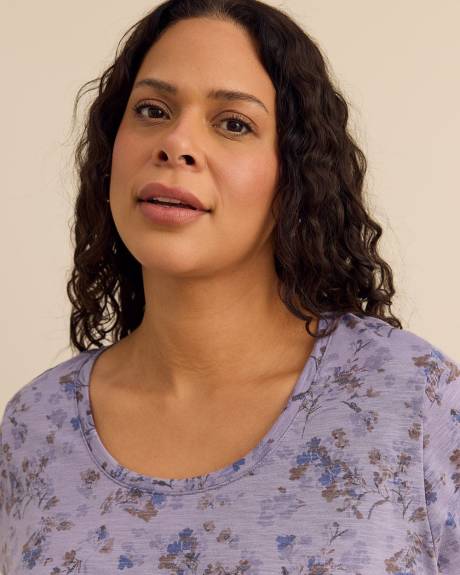 T-shirt imprim&eacute; &agrave; col rond, coupe curvy - Essentiels PENN.