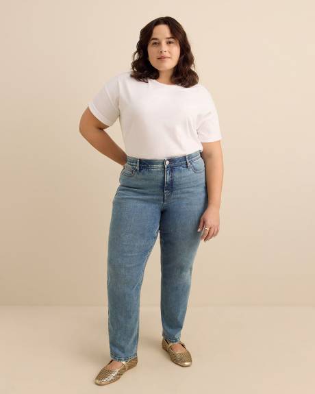 Petite, Classic-Fit Straight-Leg Mid-Rise Jean with Tummy Control - d/C JEANS