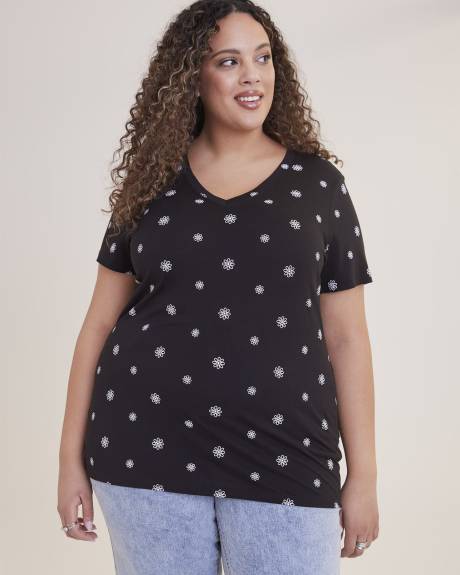 Printed Boyfriend-Fit Short-Sleeve V-Neck Tee