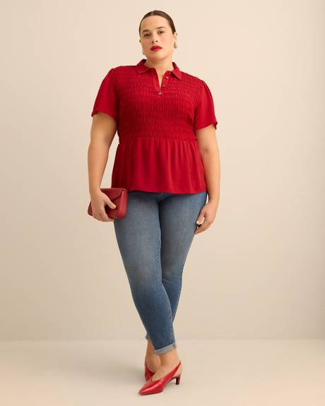 Blouse &agrave; smocks avec col chemise et ourlet &eacute;vas&eacute;, tissu responsable