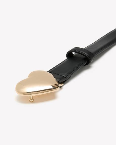 Ceinture noire avec boucle en coeur