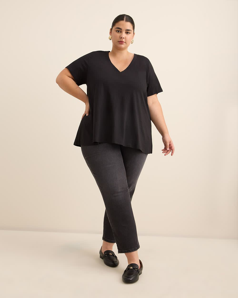 V-Neck Short-Sleeve Swing Top V-Neck Short-Sleeve Swing Top