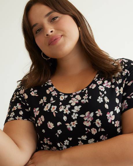 Floral Print Modern-Fit Tee - PENN. Essentials