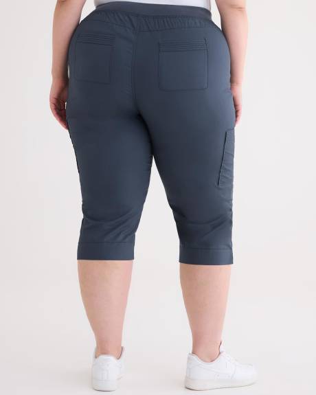 Cotton Capri with Ribbed Waistband