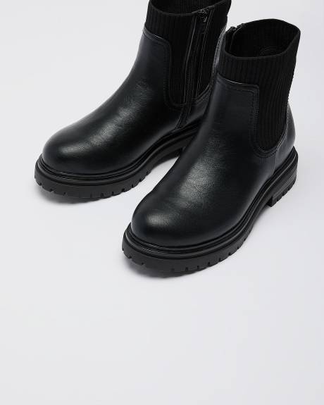 Extra Wide Width, Casual Bootie with Ribbed Detail