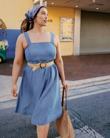 Robe mi-longue évasée sans manches en denim, tissu responsable