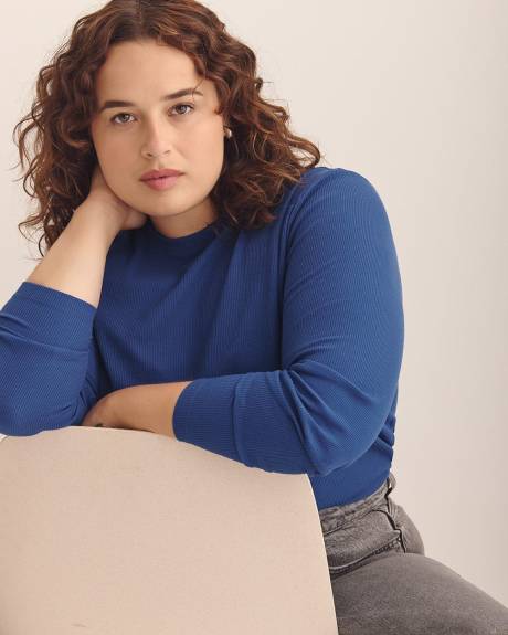 Boyfriend-Fit Long-Sleeve Ribbed Knit Tee