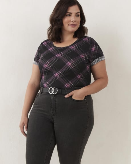 Printed Crew-Neck Curvy Tee - In Every Story