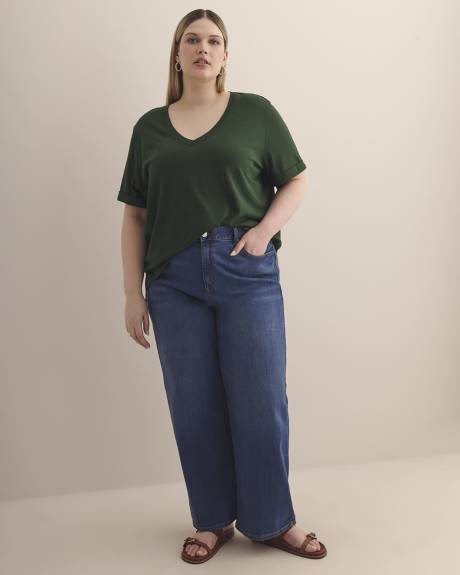 Responsible, Boyfriend-Fit V-Neck Tee - PENN. Essentials