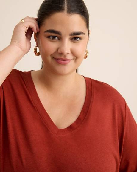 T-shirt coupe boyfriend, tissu responsable - Essentiels PENN. T-shirt coupe boyfriend, tissu responsable - Essentiels PENN.