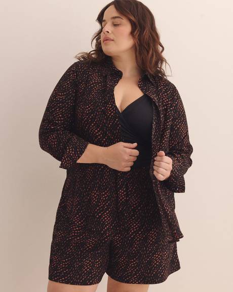 Buttoned-Down Long Sleeve Knit Shirt