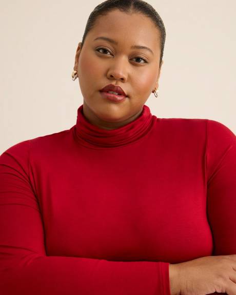 Red Long-Sleeve Knit Turtleneck - PENN. Essentials