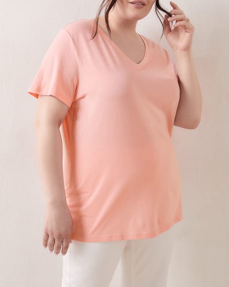T-shirt coupe boyfriend à col en V - In Every Story
