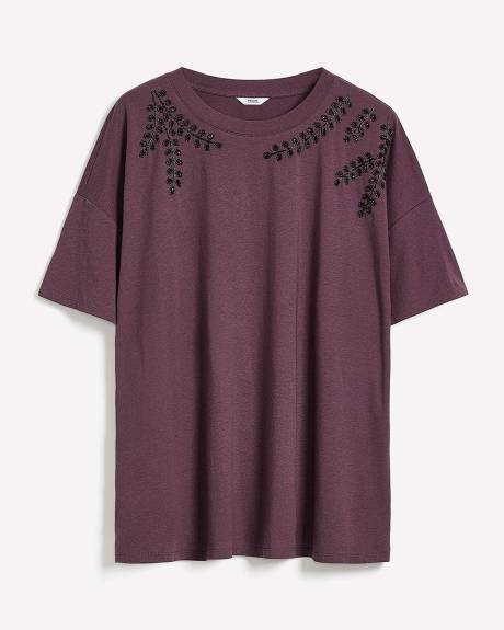 Crewneck Knit Top with Leaf Rhinestone Embellishment