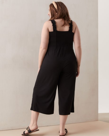 Solid Sleeveless Jumpsuit With Smocking Details - Addition Elle