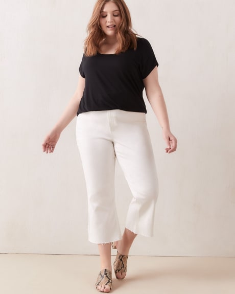 Long Top With Elastic Detail At Front - In Every Story