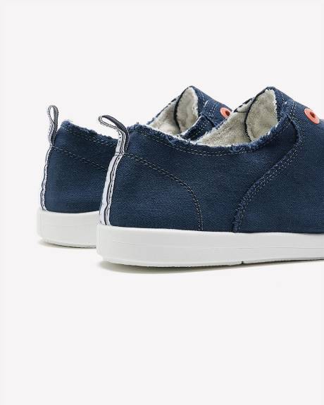 Wide Width, Pismo Slip-On Sneaker - Vionic