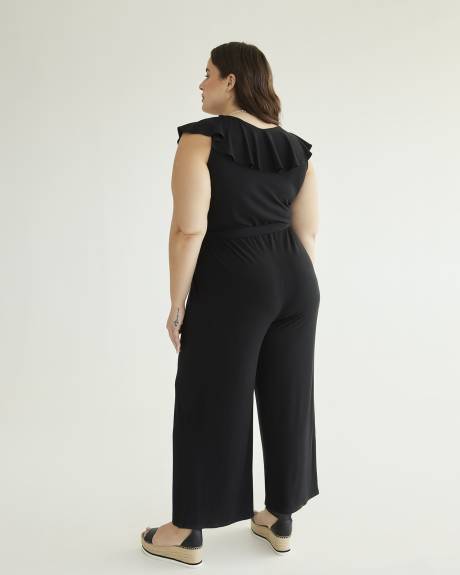Combinaison midi noire avec haut cache-coeur à volants