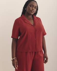 Short-Sleeve Notch Collar Buttoned-Down Shirt