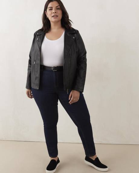 Responsible, Curvy Fit, Straight Leg Denim - d/C JEANS