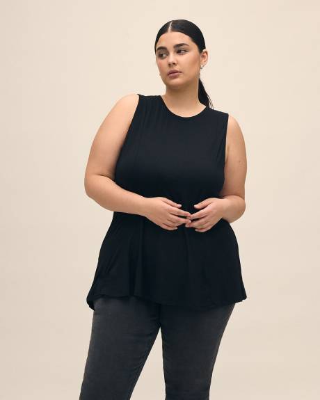 Responsible, Long Knit Swing Top - PENN. Essentials