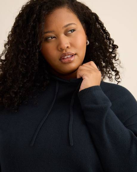 Relaxed-Fit Shaker-Stitch Hooded Sweater