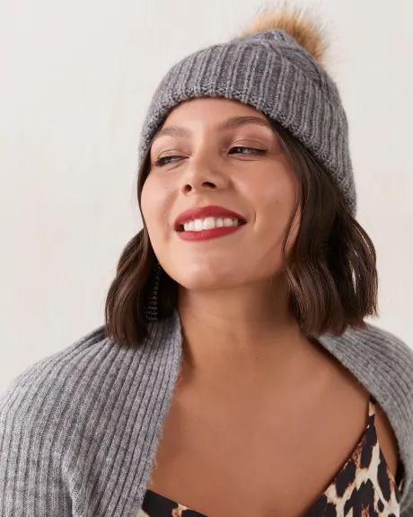 Cable Knit Hat With Removable Pom Pom - In Every Story