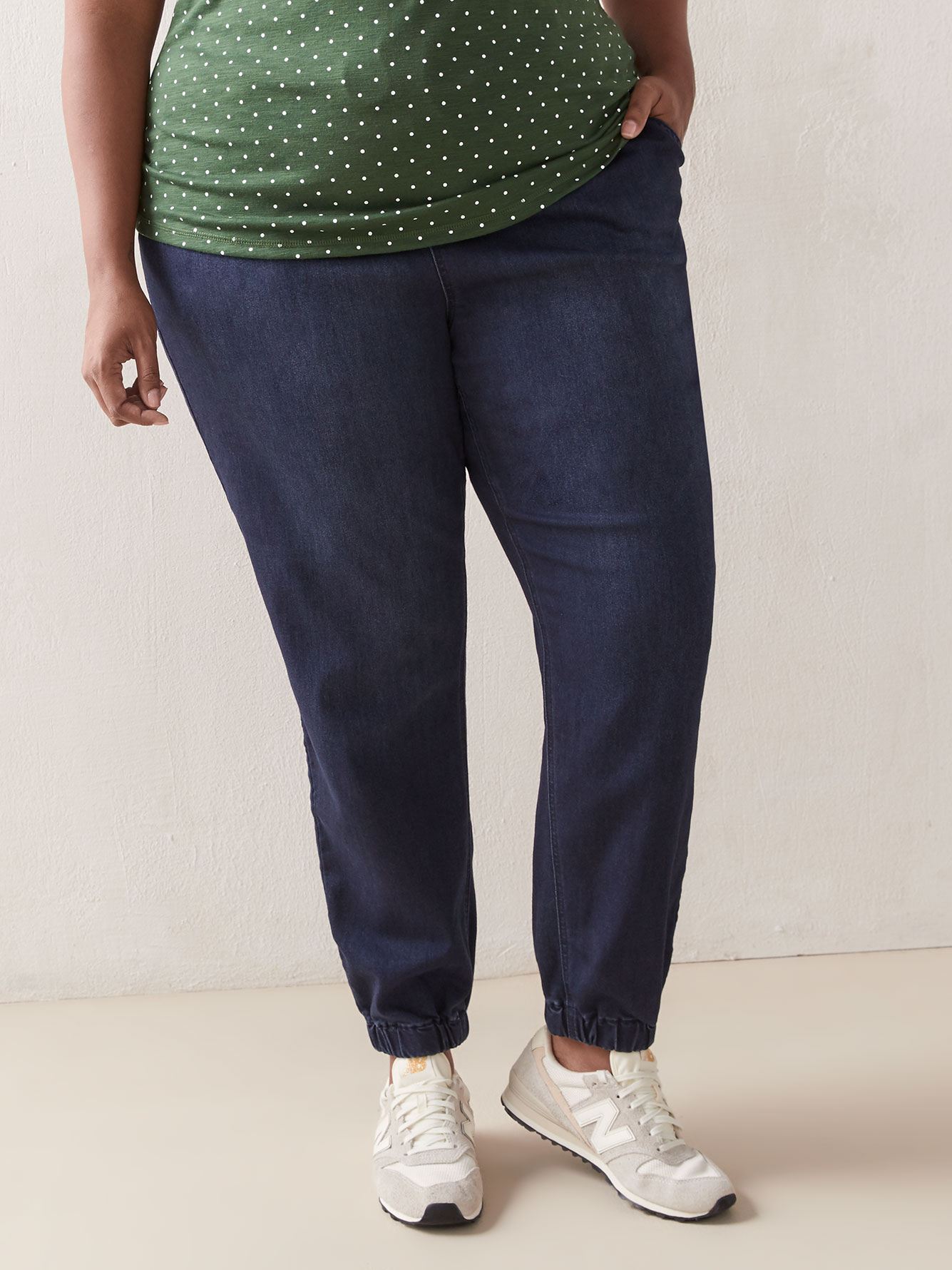 black denim jogger jeans