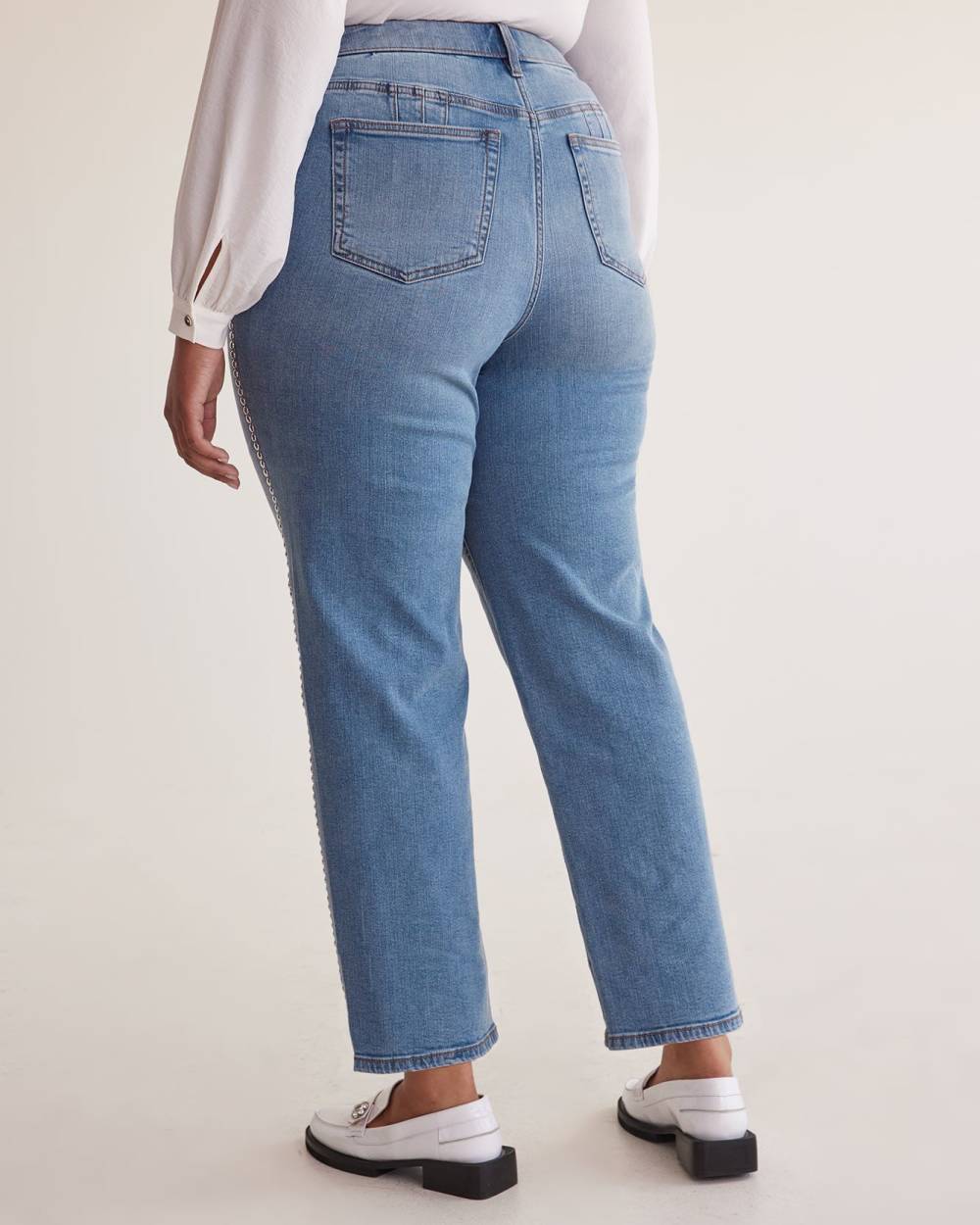 Curvy fit hotsell straight leg jeans