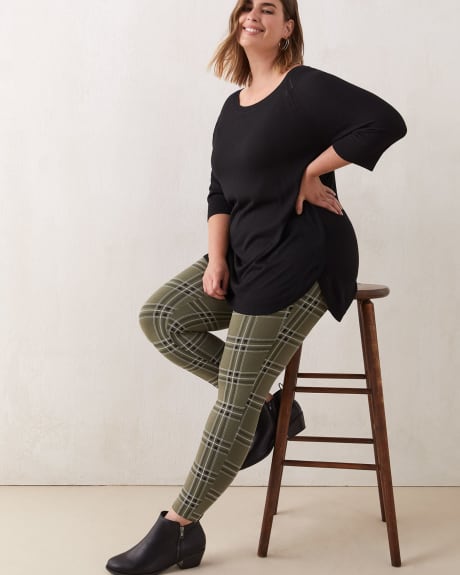 Petite Plaid Printed Fashion Legging In Every Story Penningtons
