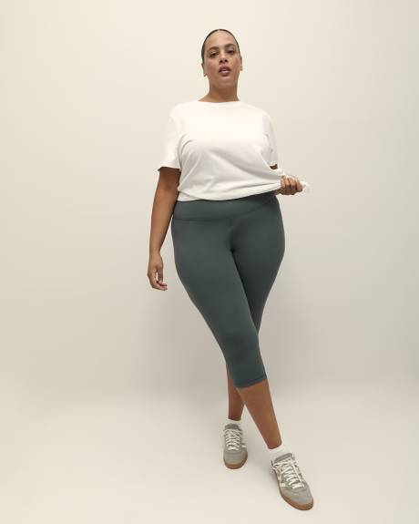 Basic Capri Legging - Active Zone