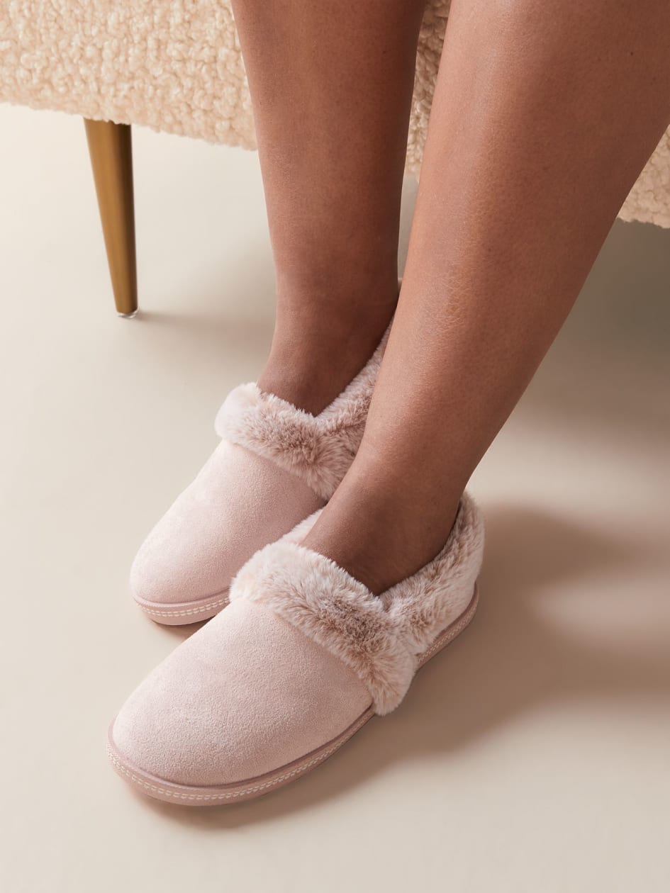 Wide Width Slippers for Women Penningtons Canada