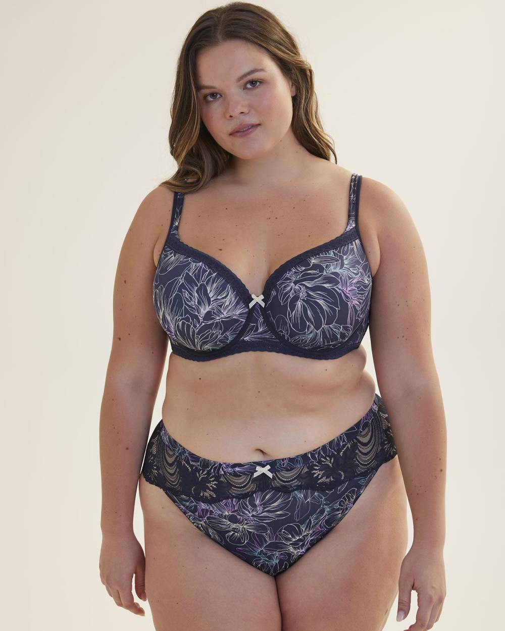 Printed Contour TShirt Bra with Lace and Bow Déesse Collection