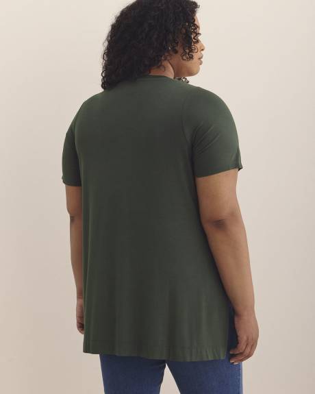 Modern Fit Short-Sleeve Tunic - PENN. Essentials