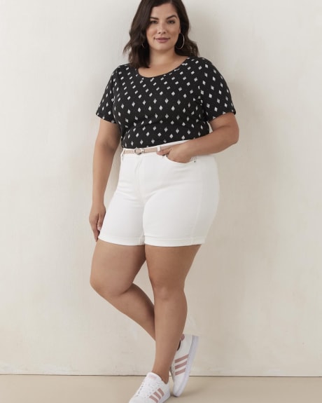 Printed Crew-Neck Curvy Tee - In Every Story