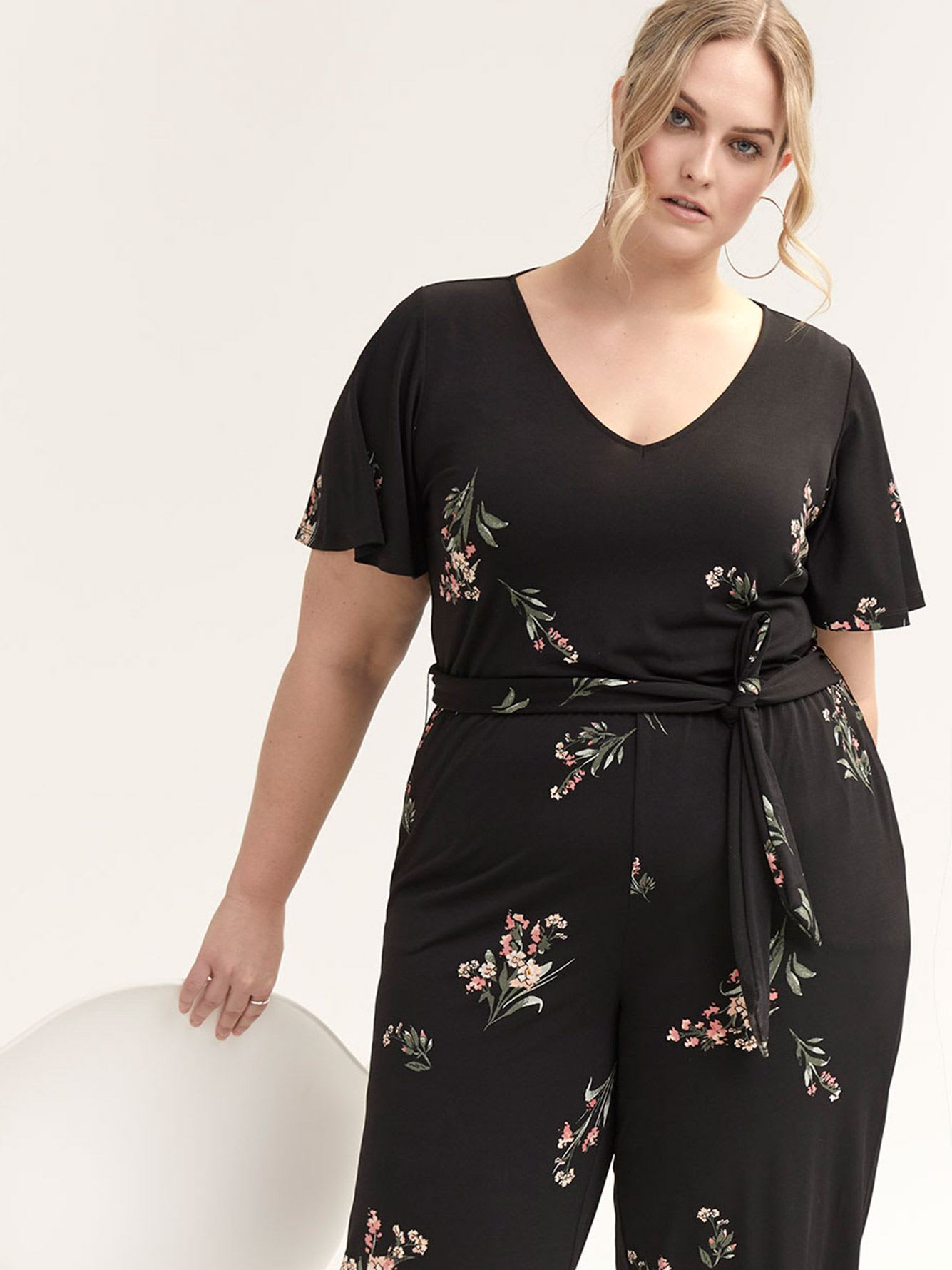 Cropped Floral Jumpsuit - In Every Story