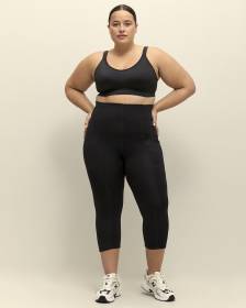 Legging capri noir sculptant, tissu responsable - Active Zone