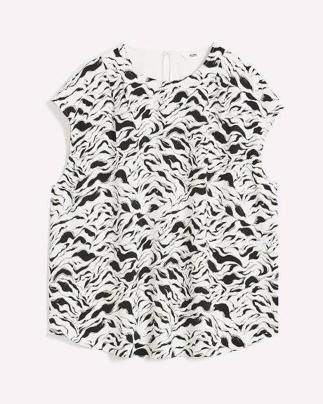 Responsible, Extended-Sleeve Mixed Blouse
