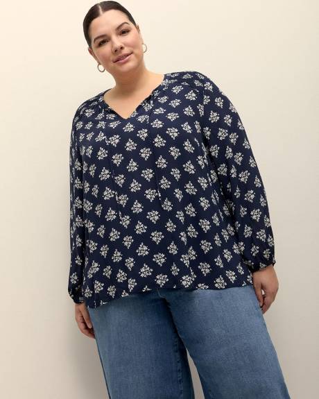 Blouse avec col fendu et smocks aux épaules, tissu responsable